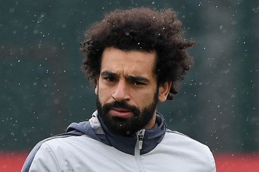 Liverpool’s Mo Salah returns to UK from Egypt for COVID-19 treatment