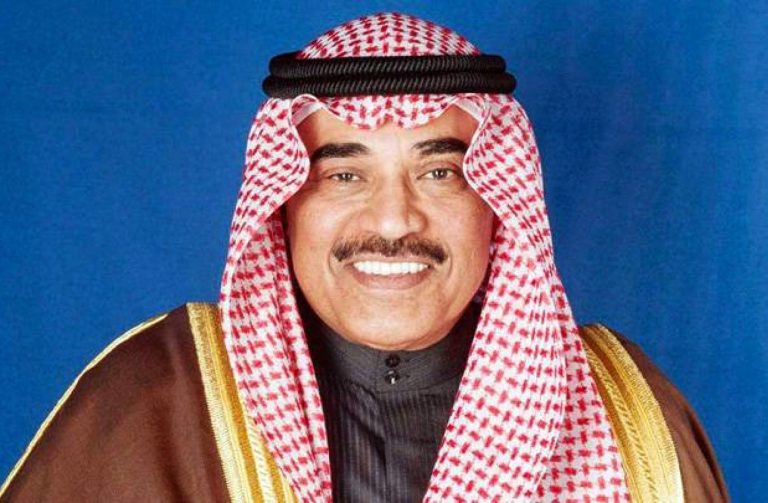 أمير الكويت يعيد تكليف صباح الخالد الصباح رئيسا للوزراء