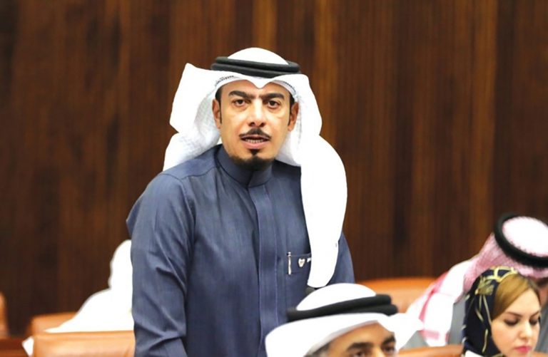 النائب الكوهجي: التوجيهات الملكية بمجانية اللقاح تأكيد على النهج الإنساني لمملكة البحرين