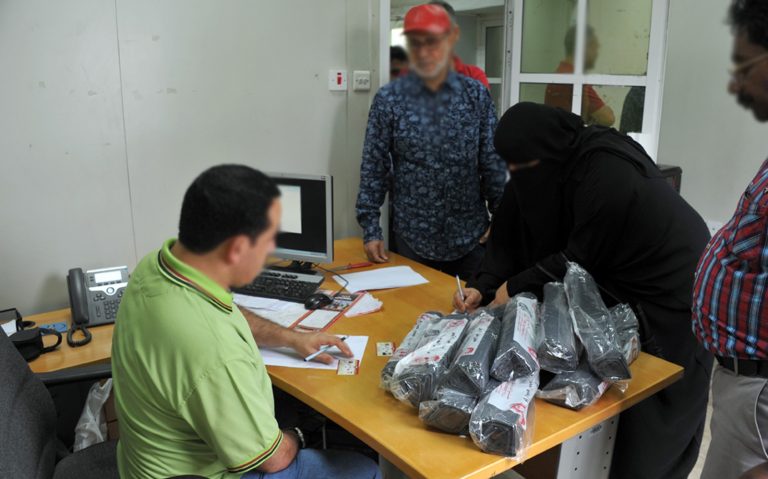 «البلديات»: اعتماد آلية توزيع الأكياس مقدماً عن 3 أشهر على المواطنين