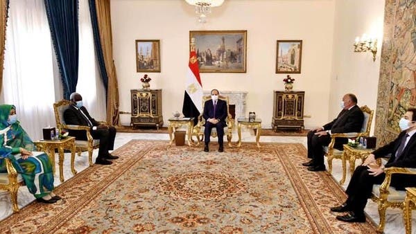 السيسي: نرفض أي مساس بحقوقنا المائية