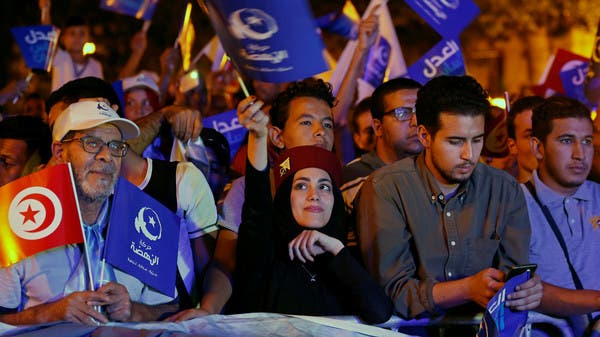 تونس.. النهضة تدعو أنصارها للنزول إلى الشارع دعماً للمشيشي