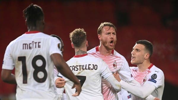 رأسية كاير تمنح ميلان تعادلاً ثميناً في ملعب مانشستر يونايتد