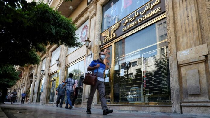 إيران.. اندلاع احتجاجات للمتقاعدين في طهران وتبريز وأصفهان