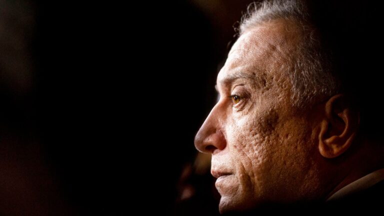 الكاظمي: المعتدون على قاعدة عين الأسد ليس لديهم انتماء للعراق