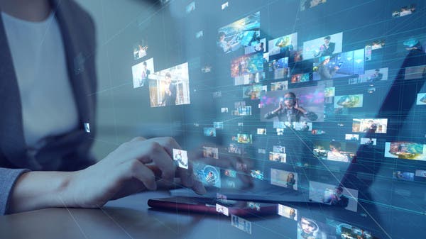 مخترع شبكة الويب: “بدعة” هيمنة عمالقة الإنترنت ستنتهي