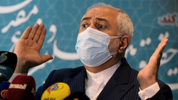 ظريف يتهم إسرائيل باستهداف نطنز.. “لن نقع بالفخ”