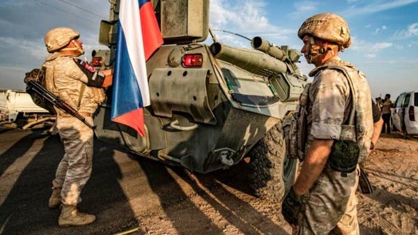 لتحجيم التمدد الإيراني.. قاعدة روسية جديدة في ريف الرقة